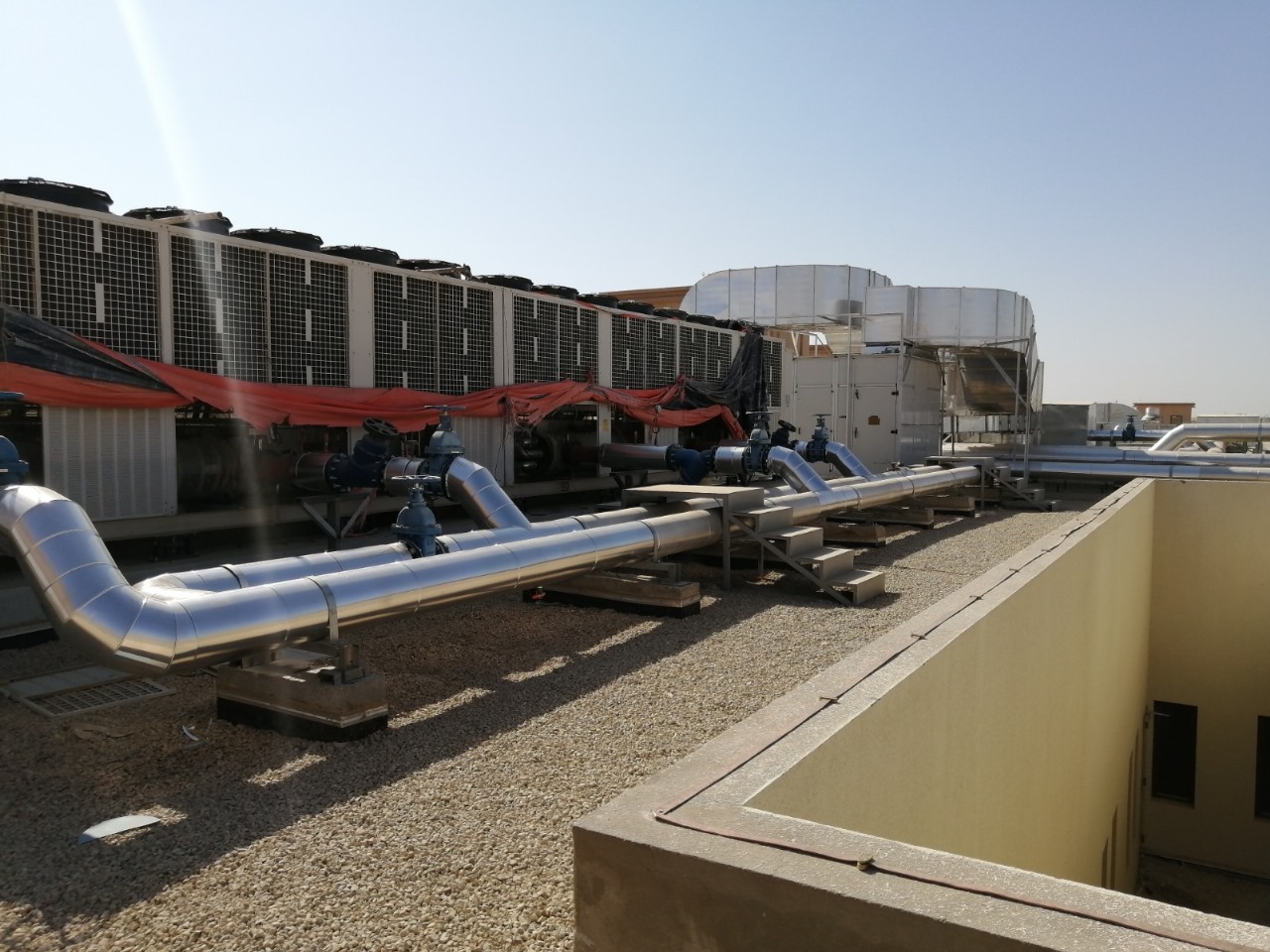 ما هو نظام التبريد بالمياه المثلجة (Chilled Water System)؟